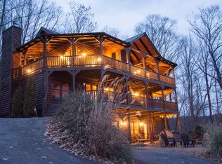 973 Raccoon Rd, Blue Ridge, GA 30513