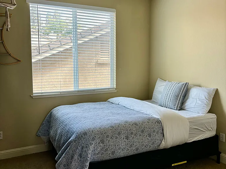 2099 Forest Glen Ct — Photo 16