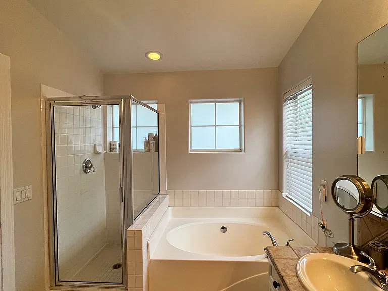 942 S Ash Ave #106 — Photo 20