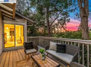 685 Thornhill Rd, Danville, CA 94526