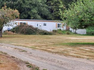 90 Seal River Rd, Rosburg, WA 98643