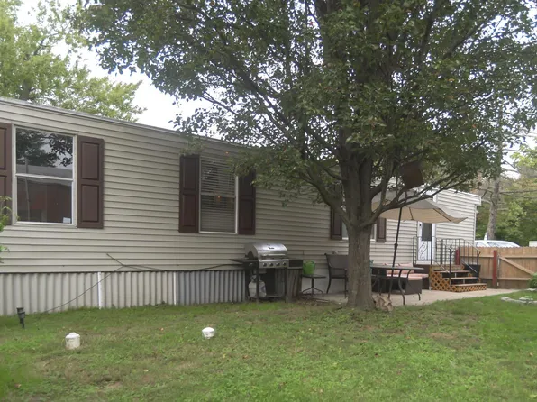 1445 Bristol Pike Trailer 83, Morrisville, PA 19067