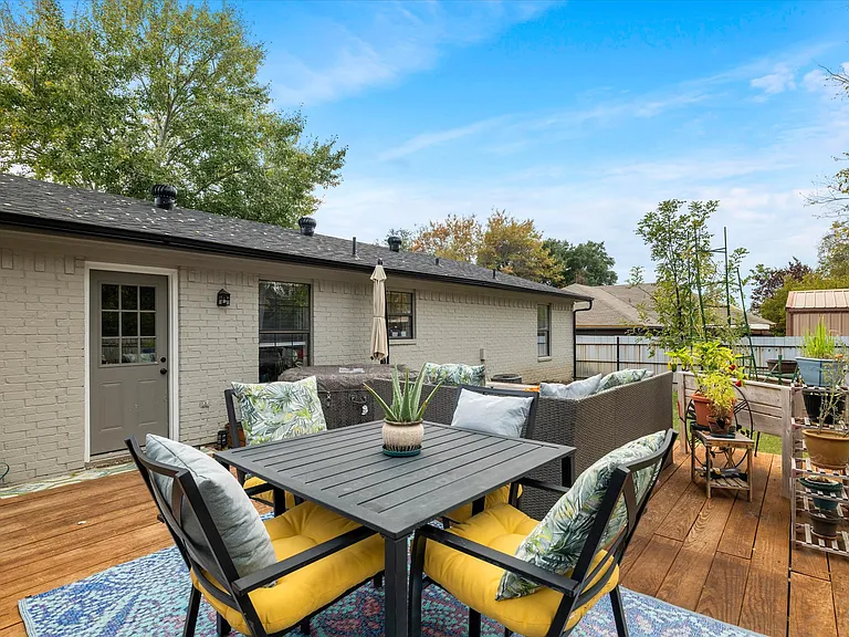 169 Prairie Creek Cir — Photo 26