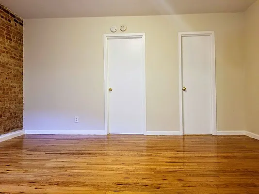 Rented by Christie Property Group | media 11