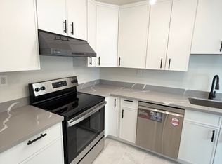 1950 Rose St #2A, Berkeley, CA 94709