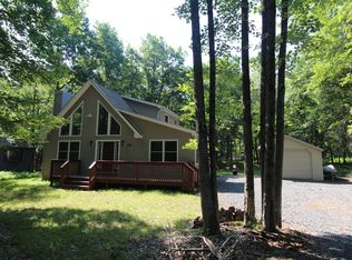 16 Wilde Glen Rd, Albrightsville, PA 18210