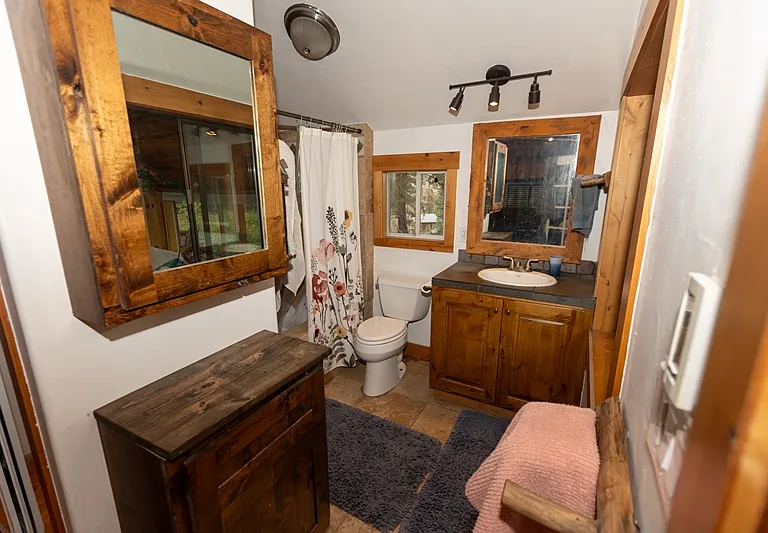 626 Bear Valley Rd — Photo 10