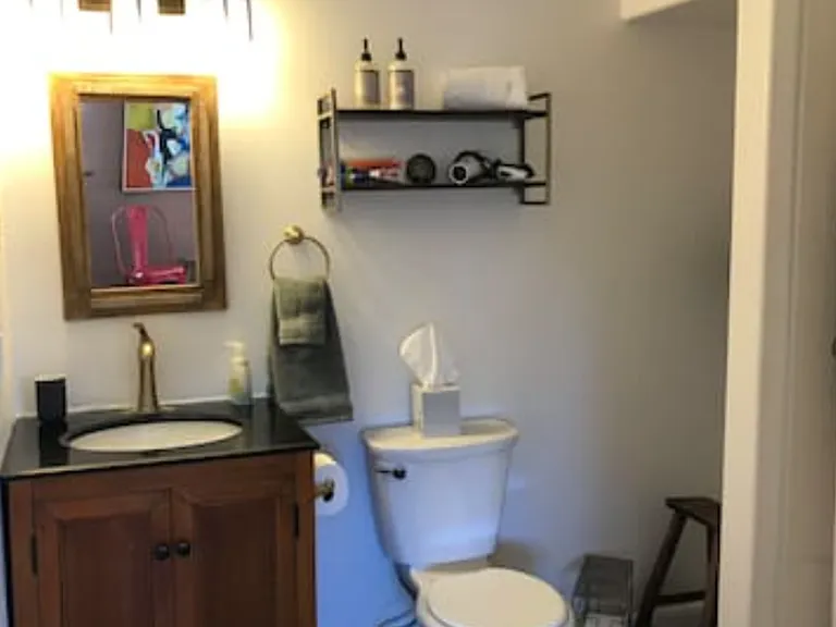 1122 Truman St SE #B — Photo 5