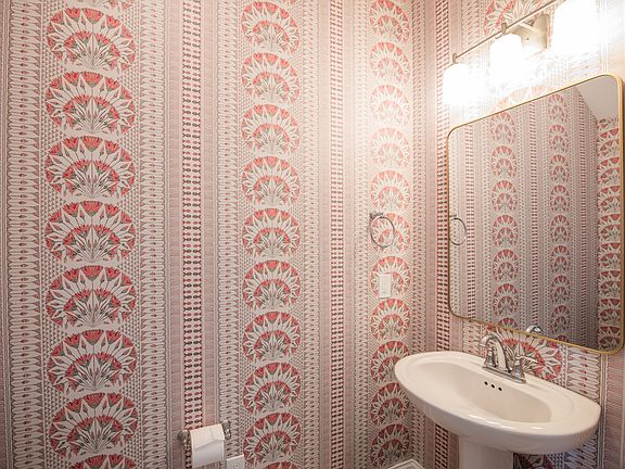 Half bath - Downstairs