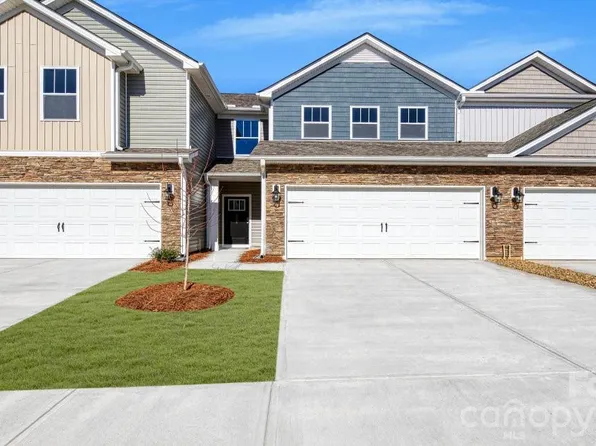 123 Sugg Trl, Weaverville, NC 28787