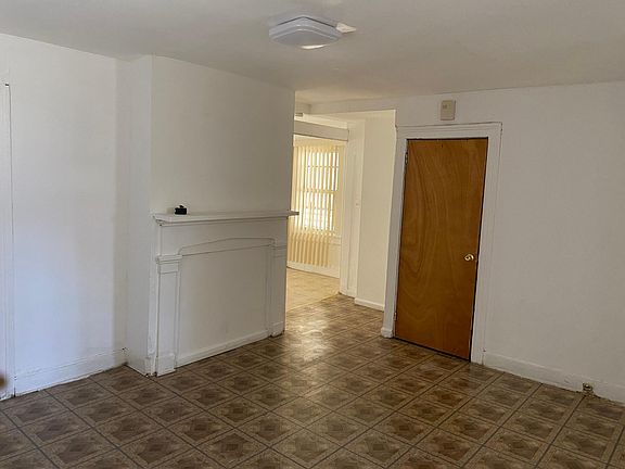 2nd image of 413 S 7th Ave