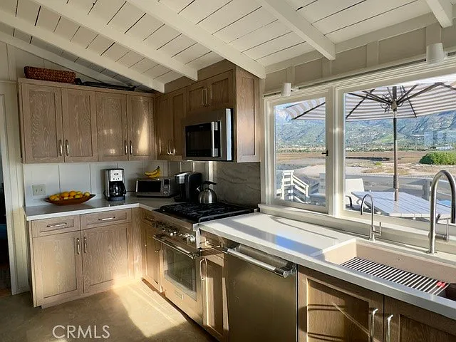 539 Sand Point Rd — Photo 14