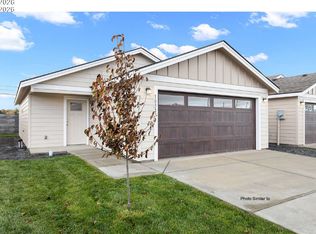 1087 NE 12th St, Hermiston, OR 97838