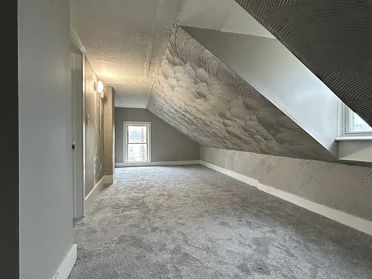 Bonus room
