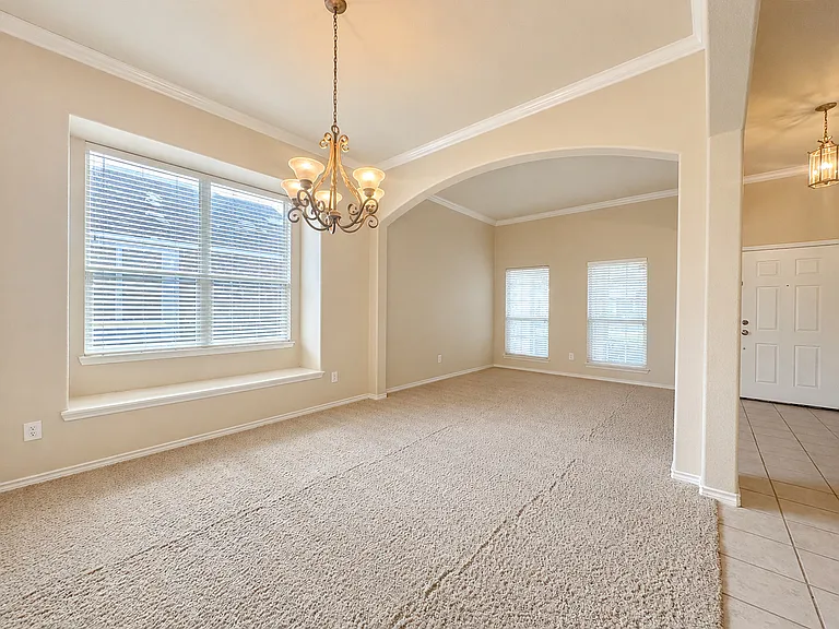 1612 Warm Springs Dr — Photo 4