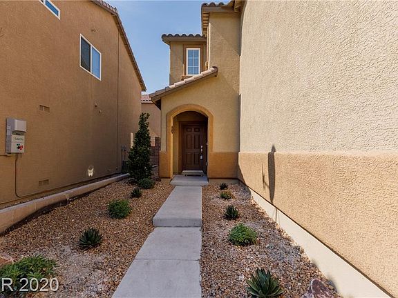 3rd image of 6213 Joaquin Hills Ct