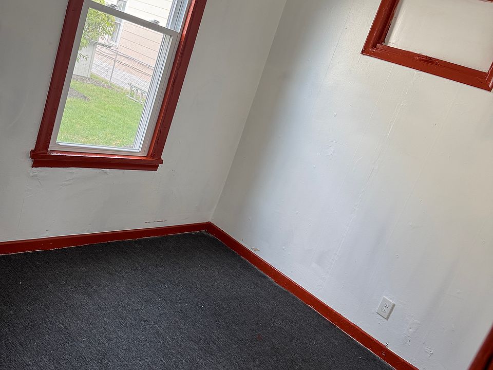 2nd image of 1279 Michigan Ave #1