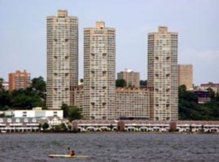 7002 Boulevard APT 10E, Guttenberg, NJ 07093