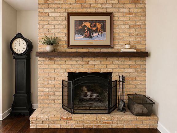 5th image of 978 Oakwood Dr