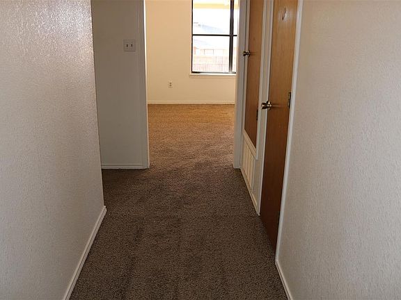 3rd image of 1130 S Florida Ave
