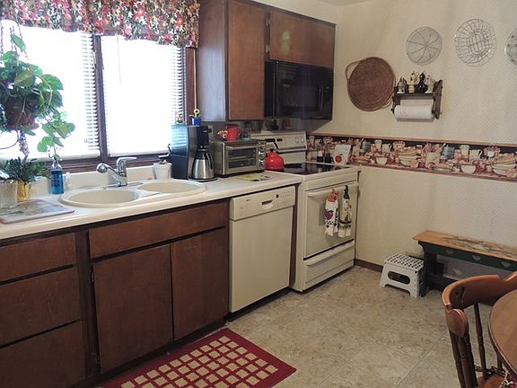 4th image of 909 Quincy St