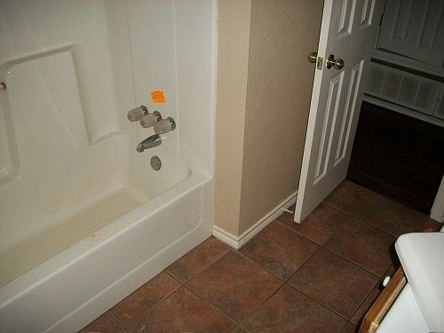 5th image of 1813 Woodbridge Dr