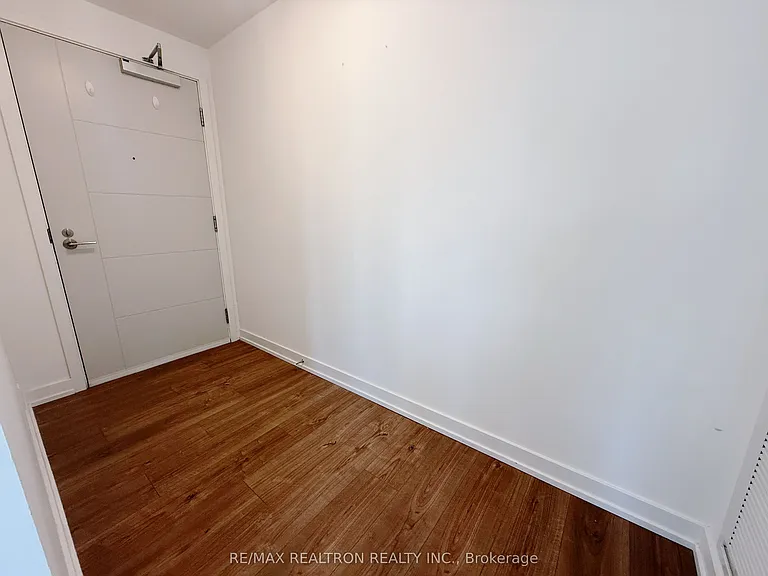 203 College St #1908 — Photo 11