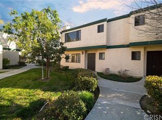 19550 Roscoe Blvd UNIT B, Northridge, CA 91324