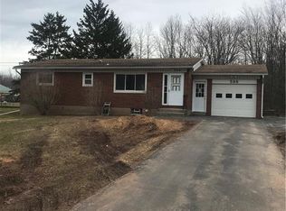 598 Salt Rd, Webster, NY 14580