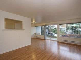 807 3rd Ave N APT 2, Seattle, WA 98109
