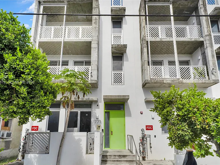 761 NW 1st St #302 — Photo 18