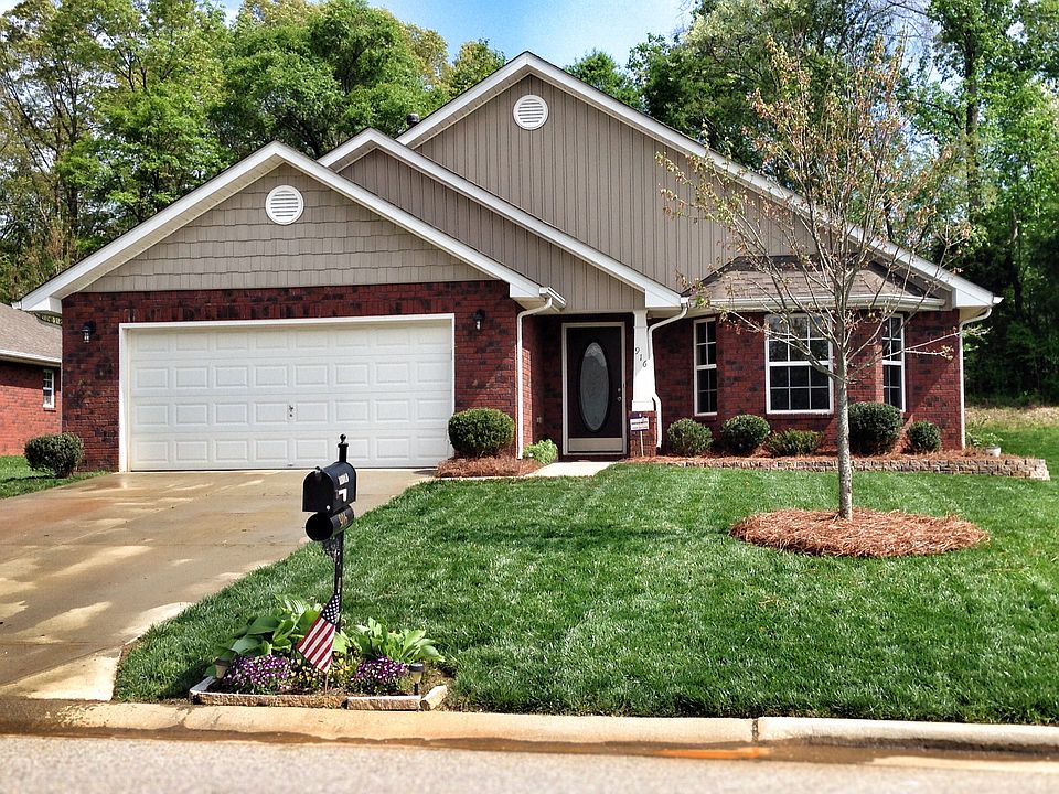 1st image of 916 Catawba Wells Ct