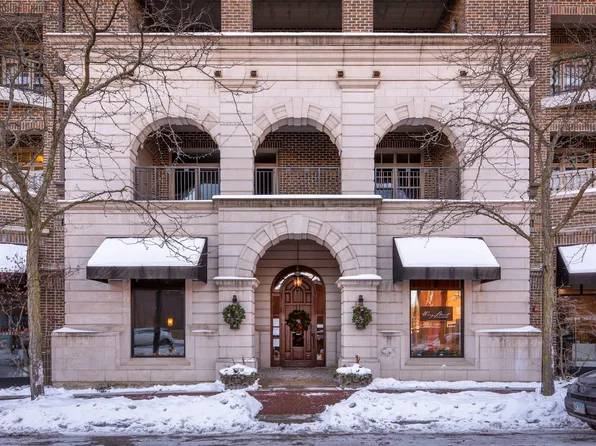151 W Wing St APT 301, Arlington Heights, IL 60005