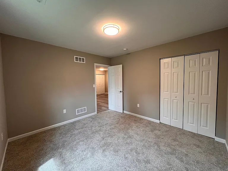 5477 Mauser St #C — Photo 15