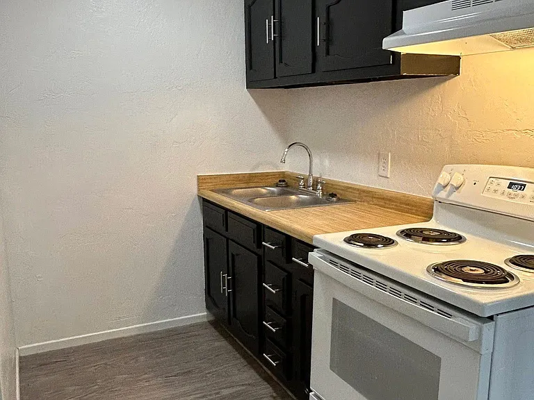 The Falls Apartments — Photo 5