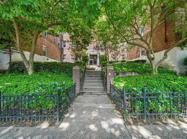 801 Bronx River Road #6C, Bronxville, NY 10708