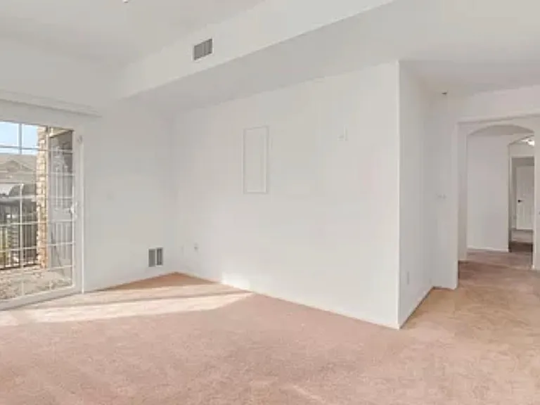 9142 Lodestar Ln #201 — Photo 3