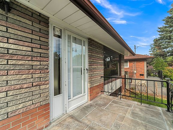 4th image of 58 Rochman Blvd E