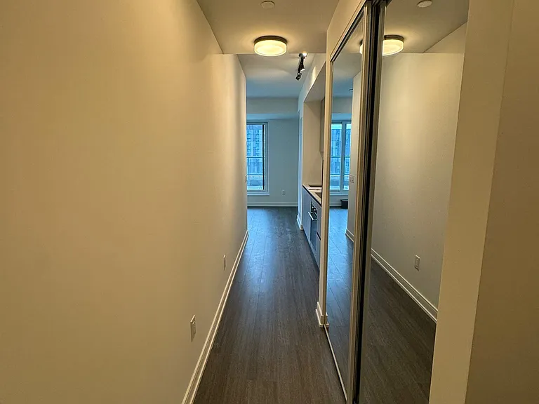 425 Front St E #701 — Photo 11