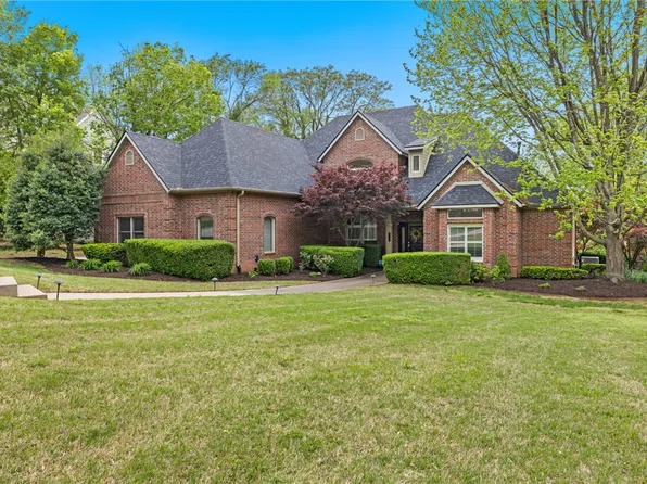 2775 N Timberglen Ln, Fayetteville, AR 72701