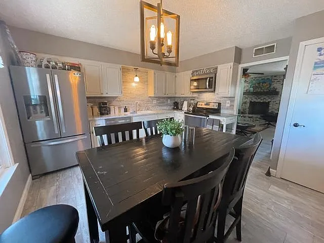 3819 Cherry Hill Ln — Photo 6