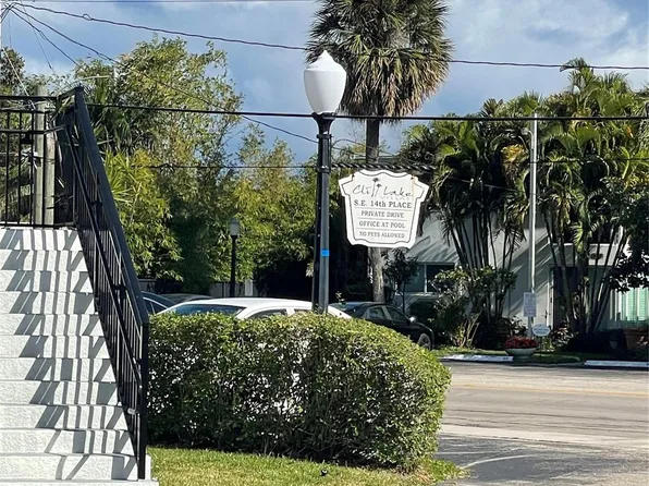 1125 SE 14th Pl APT 21D, Fort Lauderdale, FL 33316