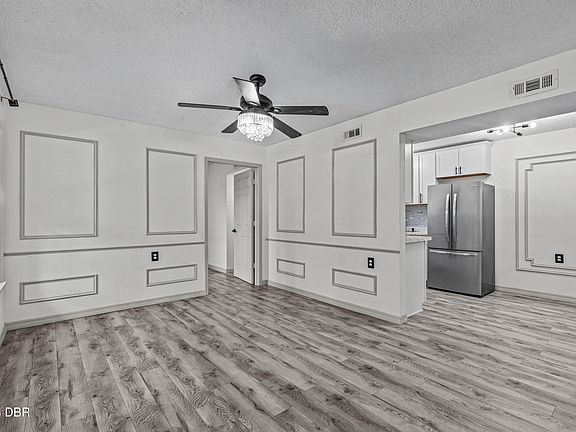 4th image of 1600 Big Tree Rd APT S2