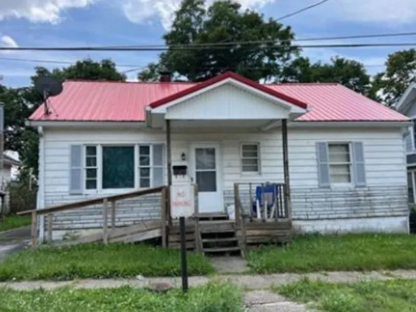 211 Andrews Ave, Georgetown, OH 45121