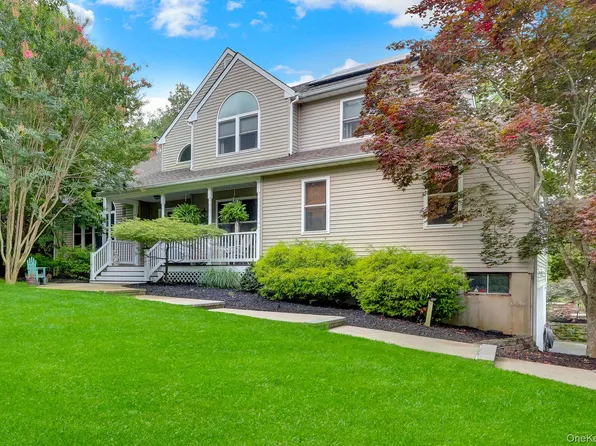4 Apple Lane, Wading River, NY 11792