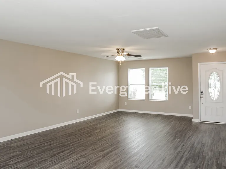 29886 Brentshire Dr — Photo 3