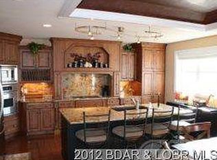 201 Marina Residence Dr UNIT 5A, Camdenton, MO 65020