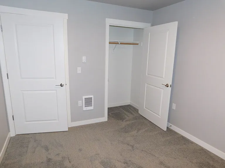 354 S 8th St #13 — Photo 14