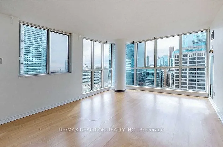 736 Bay St #2610 — Photo 7
