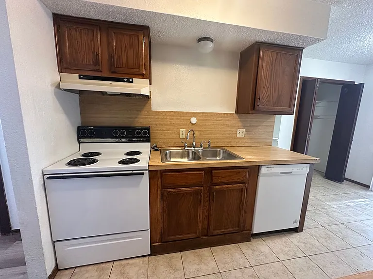 108 Kendra Dr — Photo 15